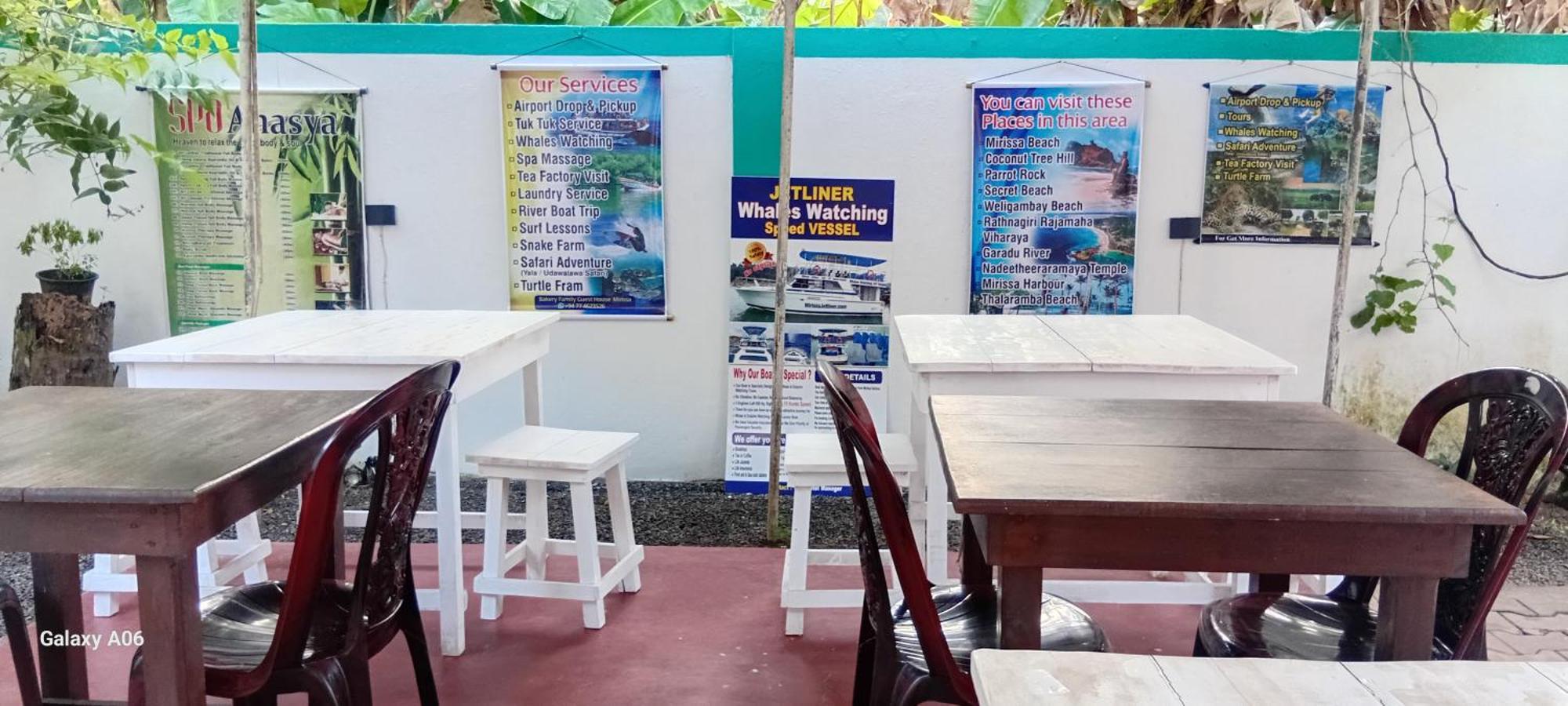 Bakery Family Guest House Mirissa Exterior photo
